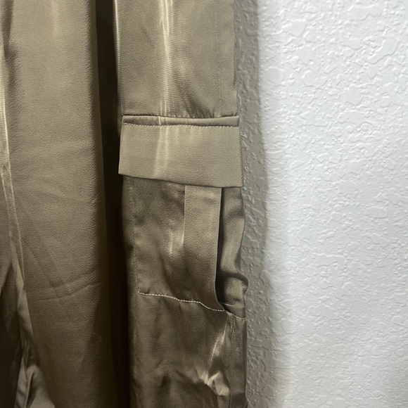 Petal & Pup NWT Luca Satin Jogger Pant - Olive - Picture 4 of 7